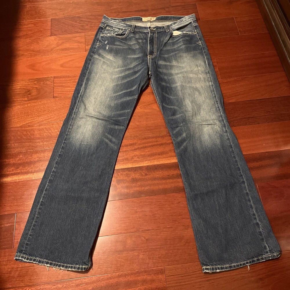 BKE Jeans Mens 35x34 Blue Denim Straight Leg Tyler Classic Whiskers Distressed *